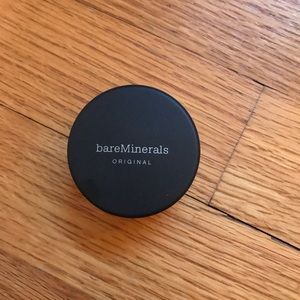 Unused Bare Minerals foundation in fairly light